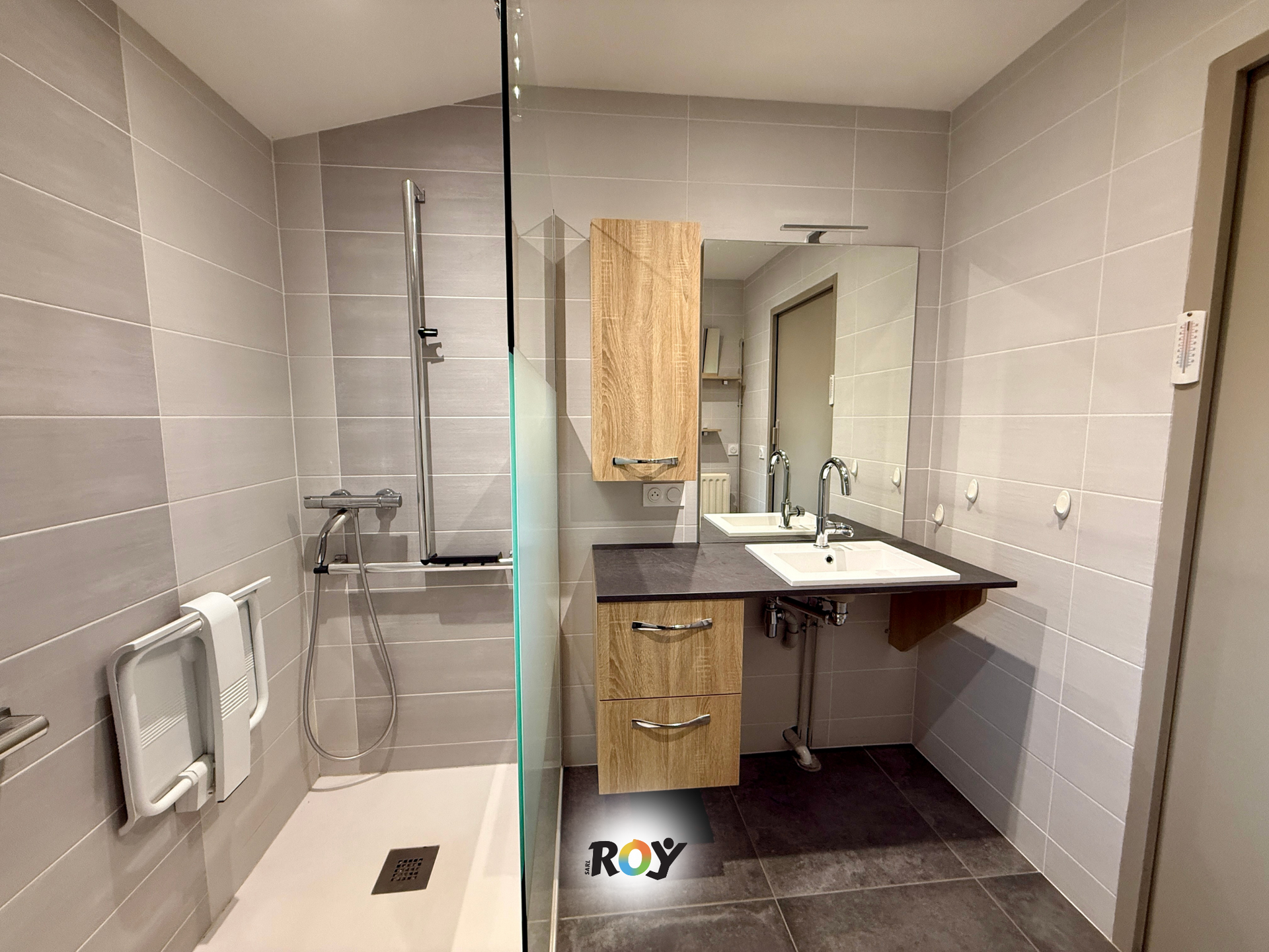 Salle de bain réalisée à Saint-Pardoux-Soutiers par C2PI